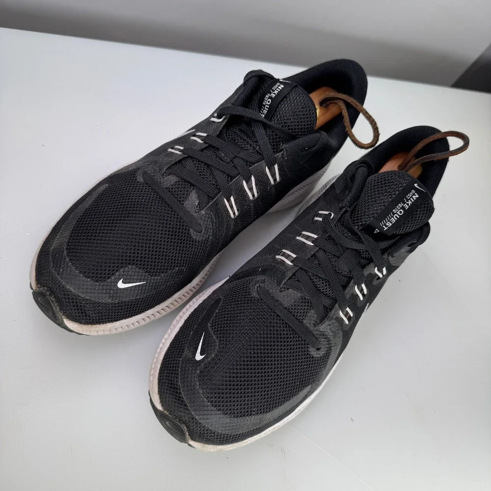 Nike Quest 4 Running Shoes Womens Size 8.5 Black Grey DA1106-006 Sneakers
